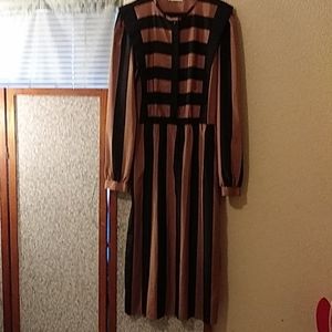 Black and brown dress with buttons size 14